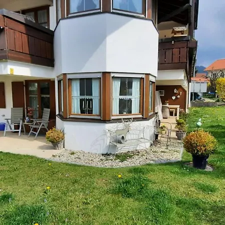 Apartment Chaletwohnung Alpenglueck *